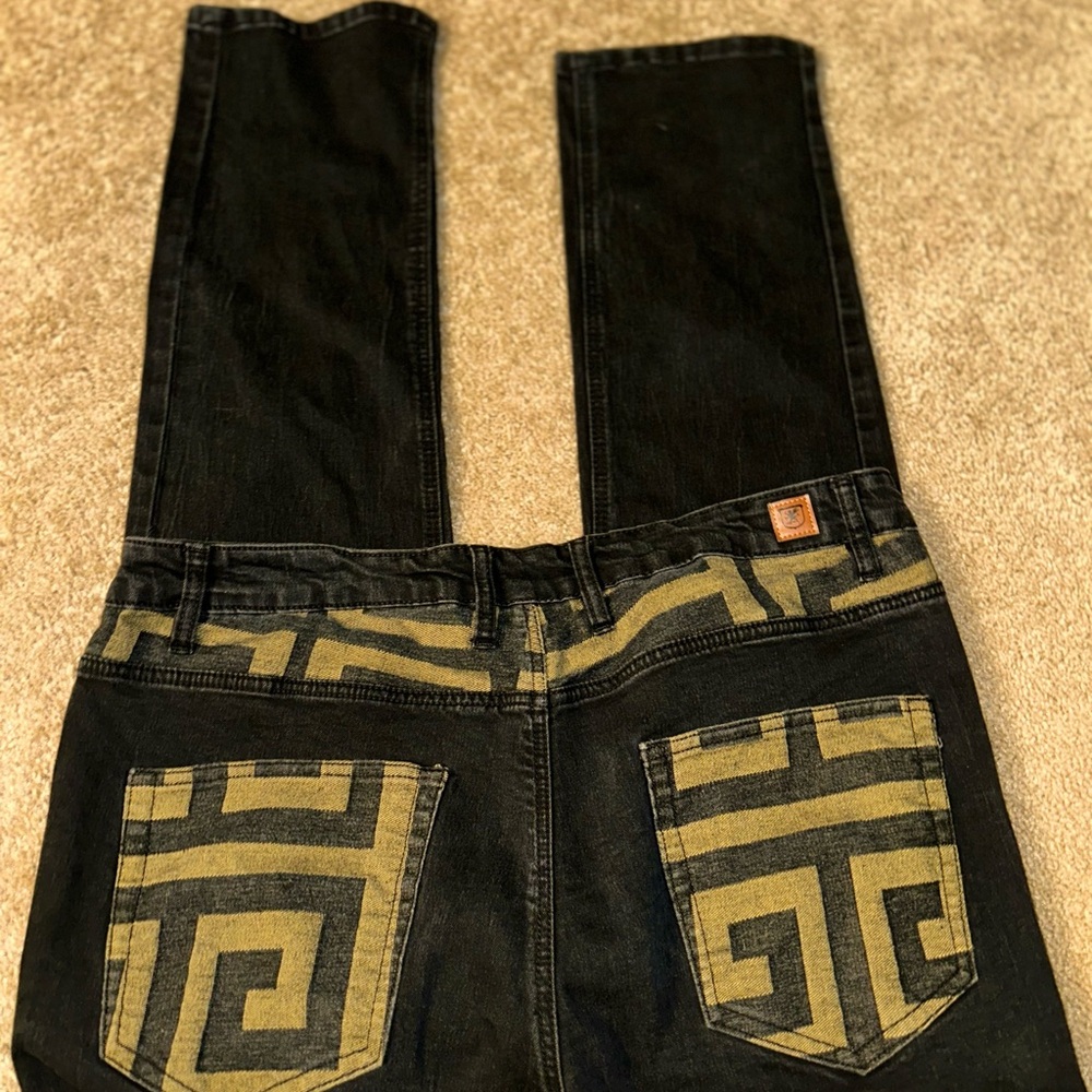 Stacy Adams Black and Gold Relaxed Jeans with Metallic Accents 38x32L